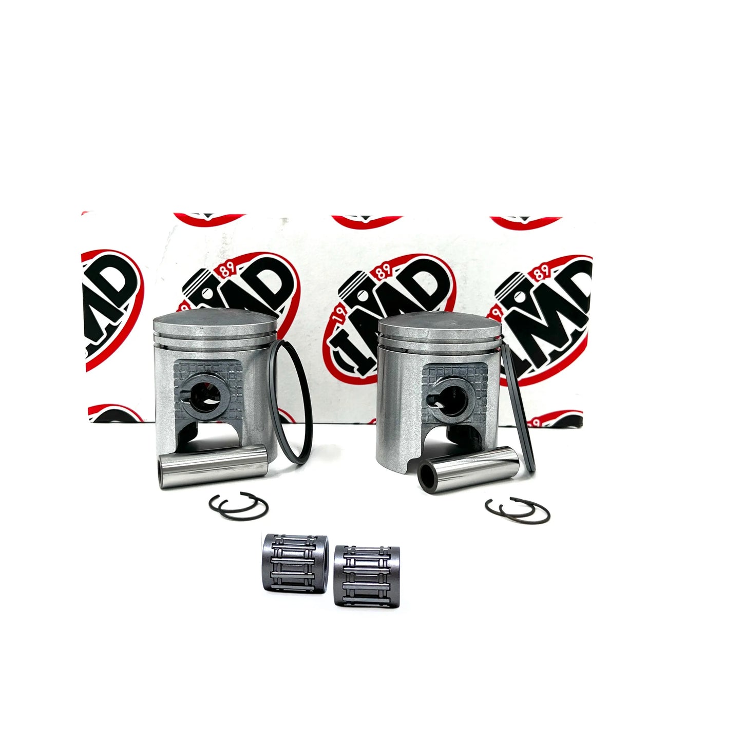 SUZUKI GT185 PISTON KITS (2) & SMALL END BEARINGS (2) IMD Pistons