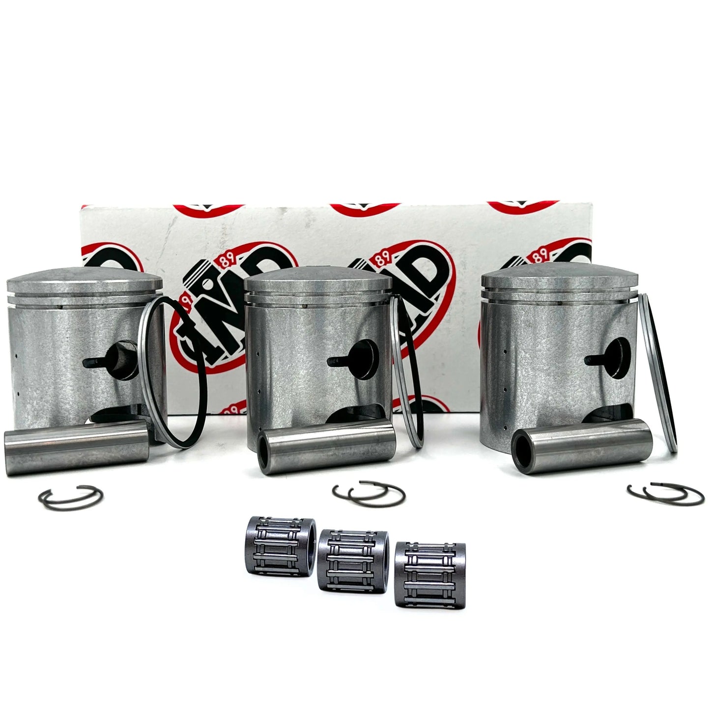 SUZUKI GT550 PISTON KITS (3) & SMALL END BEARINGS (3) IMD Pistons