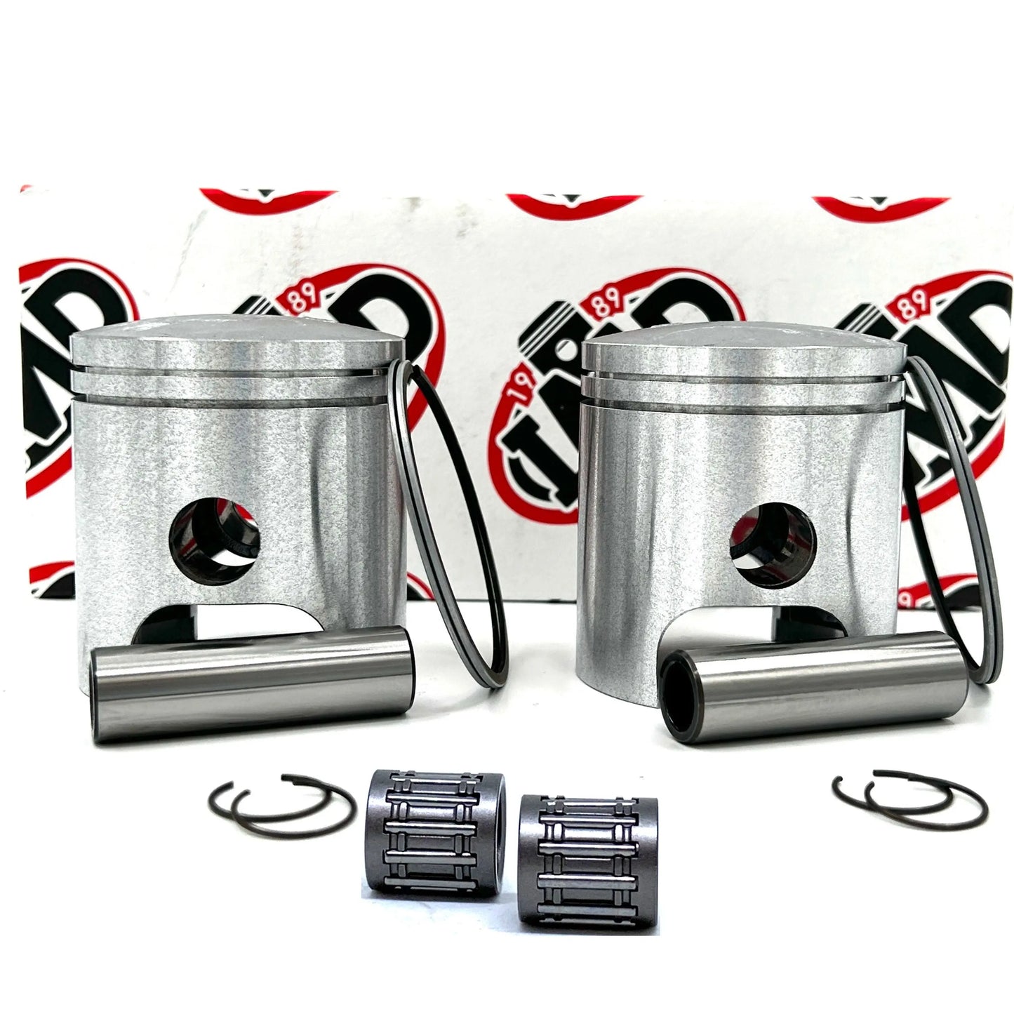 YAMAHA R5 PISTON KITS (2) & SMALL END BEARINGS (2) IMD Pistons