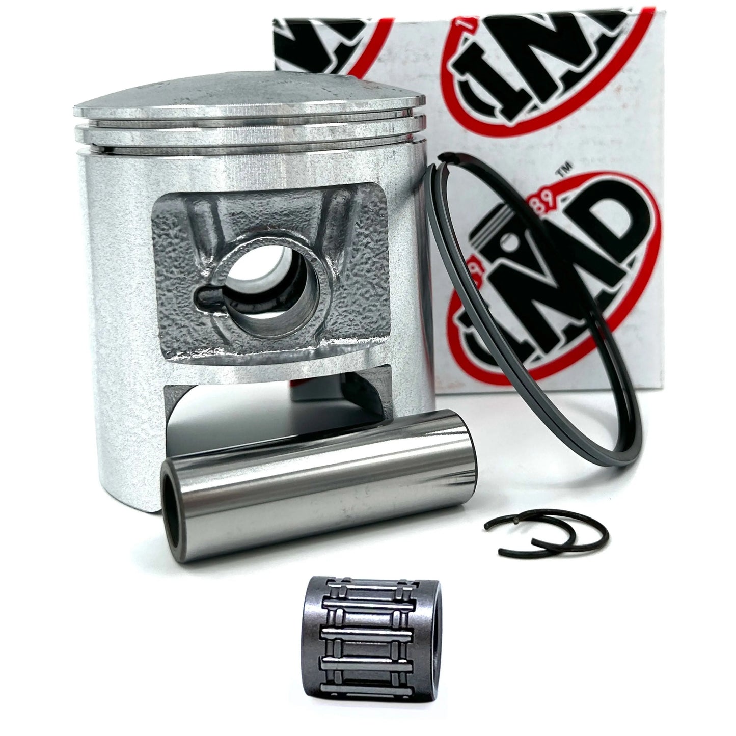 SUZUKI TS185 PISTON KIT (1) & SMALL END BEARING (1) IMD Pistons